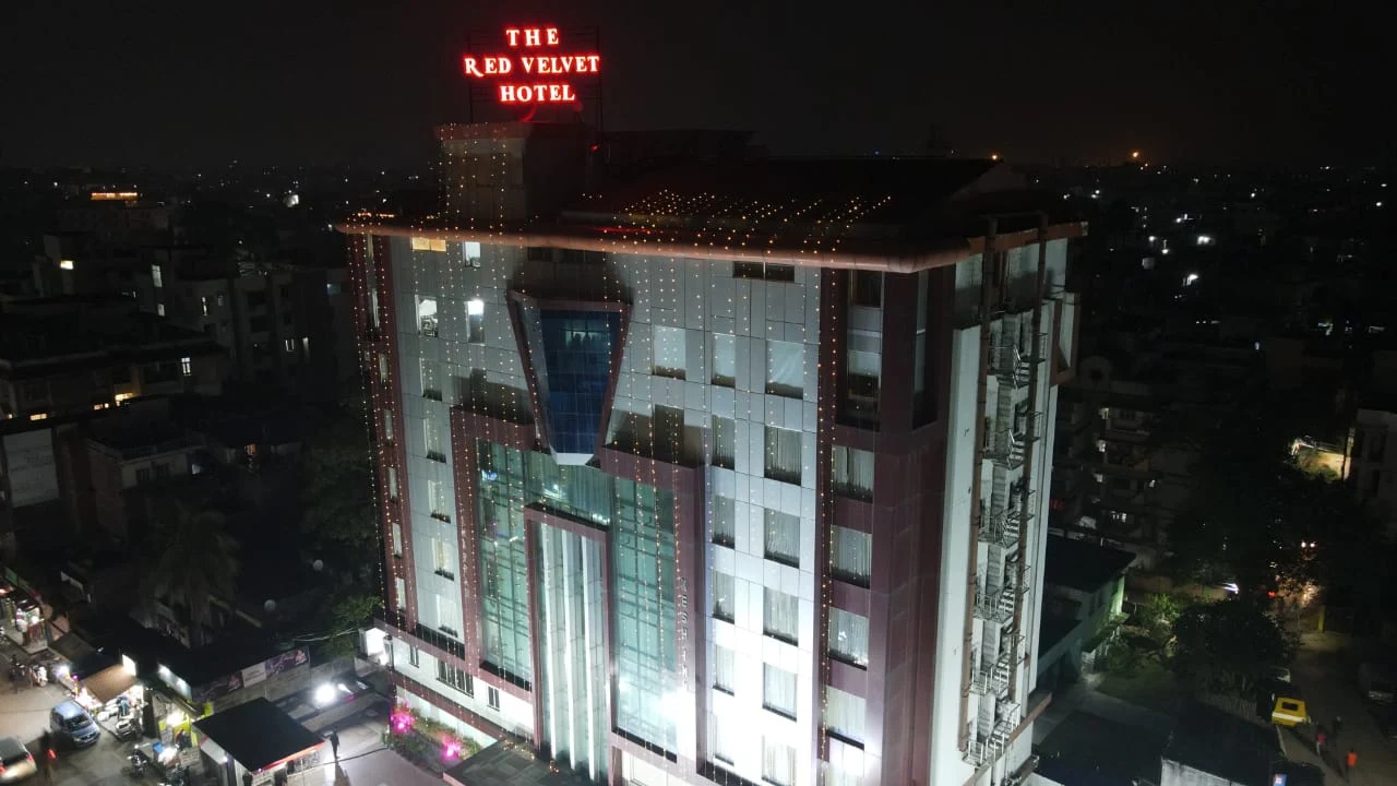 The Red Velvet Hotel Samarpan