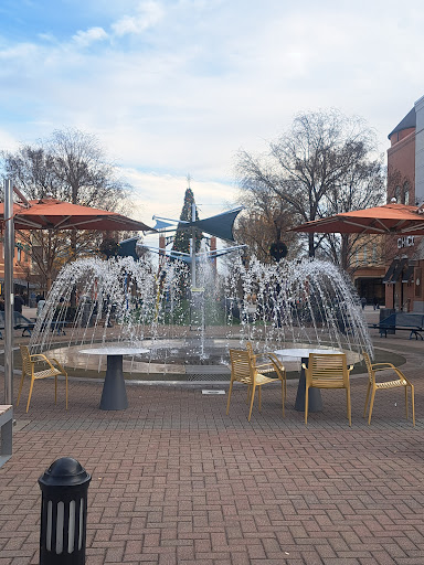Mall of GA Blvd & Nature Pkwy OB