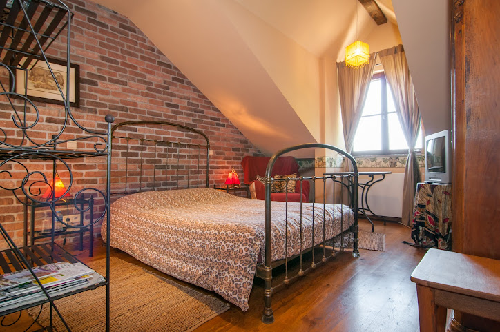 The farm Eglantines by null