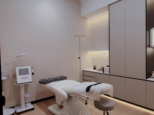Glow Clinic