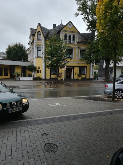 Photos of Von Korff's Rest & Relax Hotel