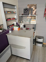 Photo n°8 de Institut Bien-être et Beauté à Laguépie (Salon de manucure)