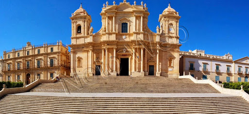 Noto Web