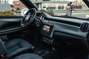 Photo n°7 de GARAGE ADL 57 - VOITURES SANS PERMIS LIGIER MICROCAR à Rosbruck (Agence de location de voitures)