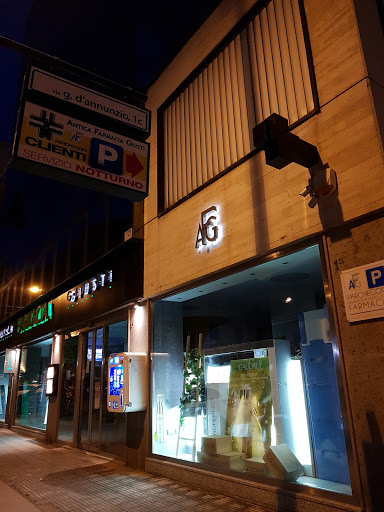 Antica Farmacia Giusti ( Notturna ) Gallery - Italy