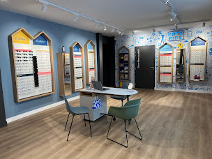 Photo n°4 de Opticien La Madeleine - Rue Général de Gaulle - Krys à La Madeleine (Magasin de lunettes de soleil)