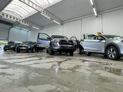 Poetsstation borchwerf (autopoetsbedrijf) - Thumbnail