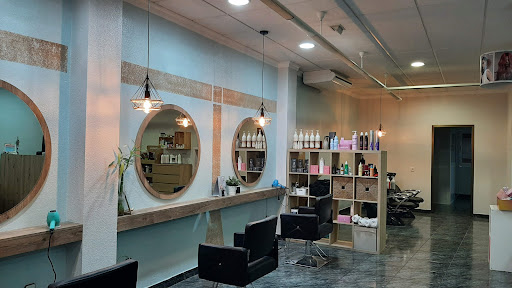 Peluquería Cut & Brushing