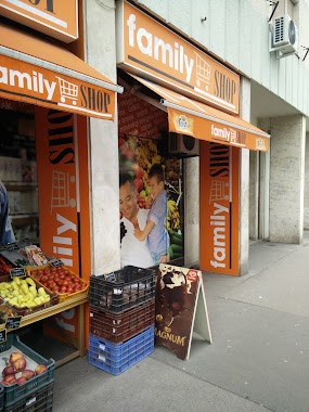 Family Market, Author: Dániel Baross