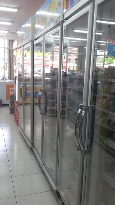 Photos of Indomaret - Cihampelas 122