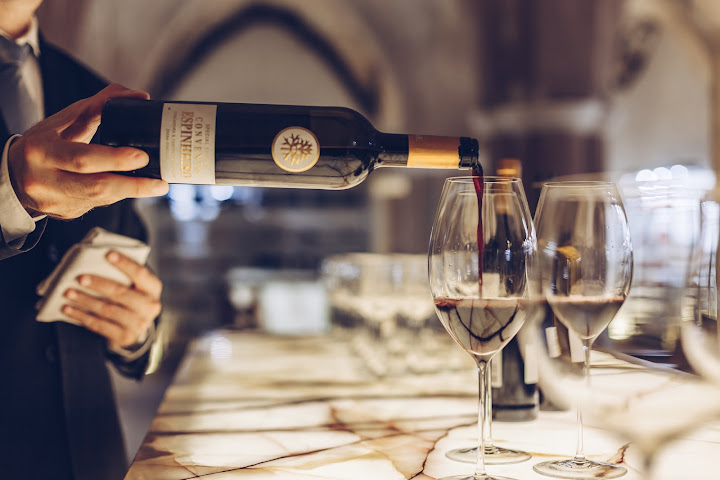 Convento do Espinheiro, Historic Hotel & Spa - Évora by null