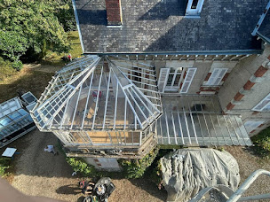 Photo n°2 de MIROITERIE / MENUISERIE SMVB à Châteauroux (Magasin de stores et de rideaux)