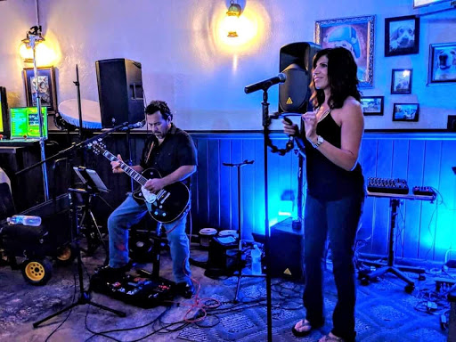 Captain's Tavern - Visual