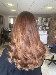 Photo n°7 de CK coiffure Chaleil Karine à Le Malzieu-Ville (Salon de coiffure)