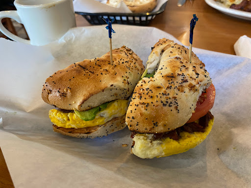 Latte Da Bagelry and Grill - Thumbnail