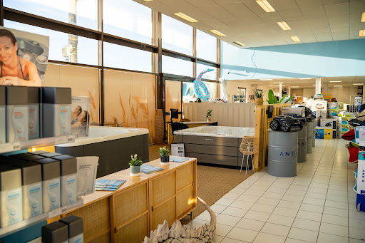 Photo de Piscines Anca - Hydro Sud Libourne à Périssac (33240)