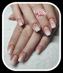 Photo n°1 de Va'nails à Vitteaux (Salon de manucure)