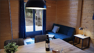 Photo n°52 de Camping La Santoire à Saint-Bonnet-de-Condat (Terrain pour camping-cars)