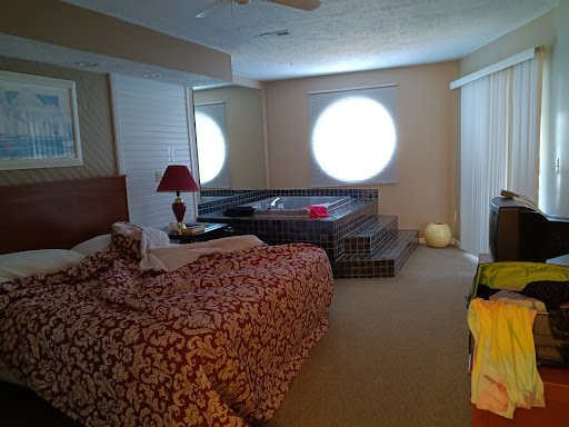 Port Elsewhere - Visual