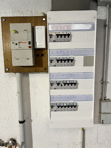 Newlek électricité - Thumbnail
