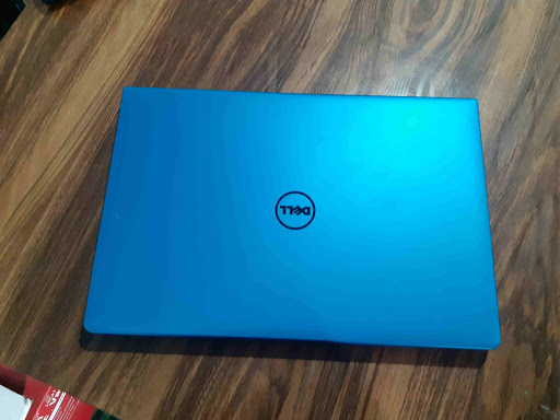 Brand New Condition, Dell inspiron 5559.