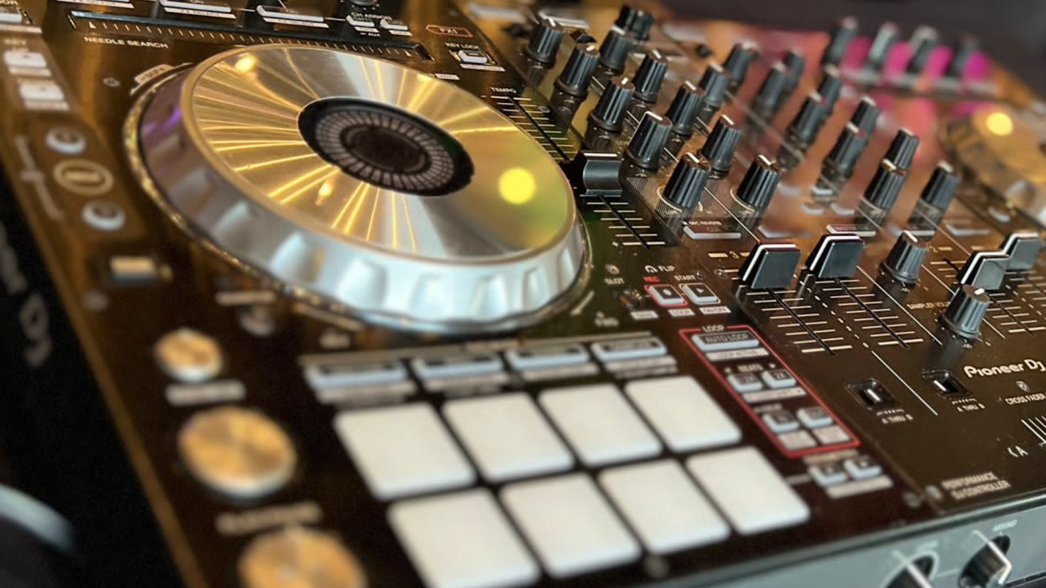 Direct Sounds - Entertainment - photo 1