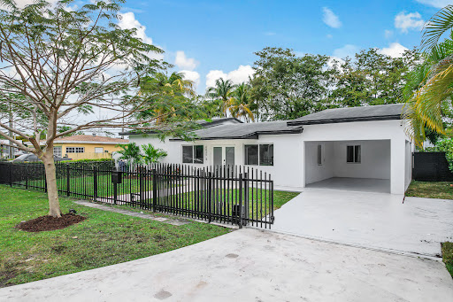 Luis & Mari Realtors in Florida