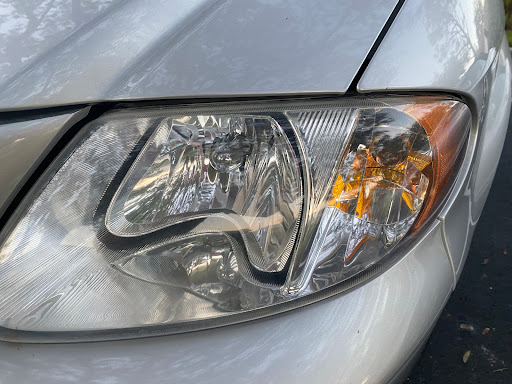 The Headlight Guy - Visual