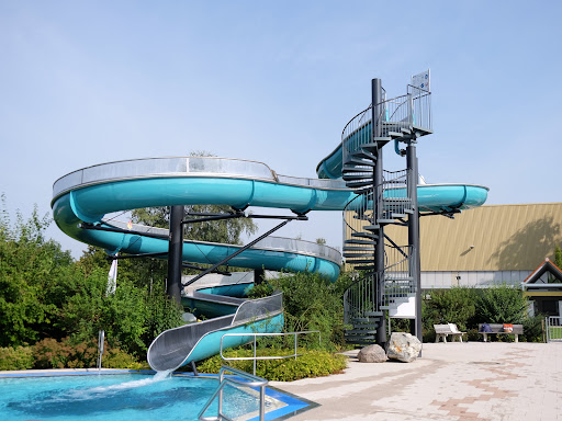 Schwimmschule Allgäu | Schwimmkurs im Freibad Kirchdorf an der Iller | powered by wassermenschen.org
