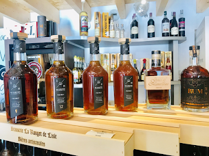 Photo n°6 de Cave Dufay à Saône (Caviste)