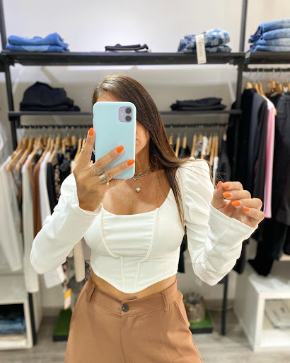 Street 82 Fashion World - Thumbnail