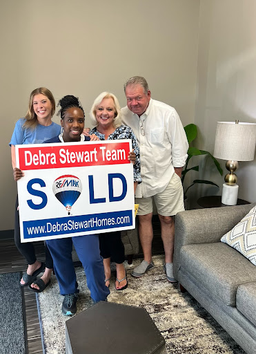 Debra Stewart Team, Realtors - Thumbnail
