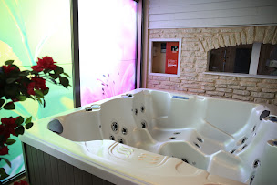 Photo n°11 de Nordique France Epône - Sauna, Hammam & Spa à Épône (Magasin d'articles de sauna)