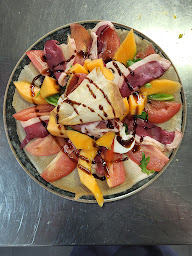 Photo n°7 de bar restaurant pizzeria chez math à Puget-Théniers (Bar)