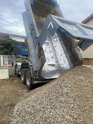 Photo n°20 de MRV VERGNE - Terrassement - Maçonnerie - Démolition Marcoussis IDF 91 92 78 à Marcoussis (Entreprise de terrassement)