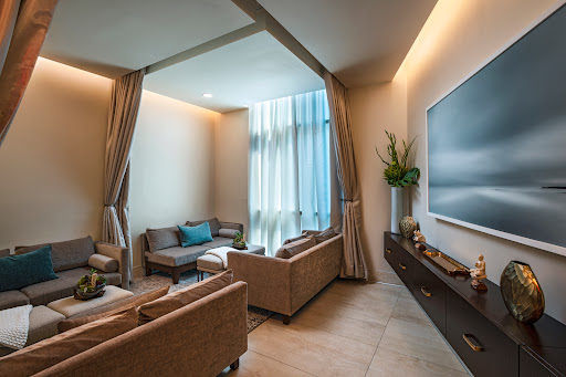 Thompson Spa - Visual