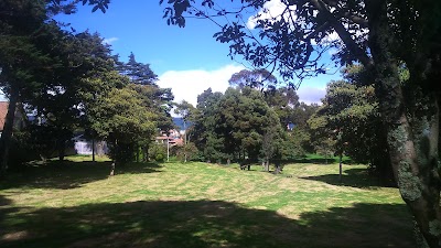 Photos of URBANIZACI&Oacute;N LOMBARDIA Park