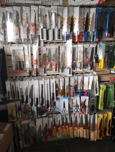 El Reparador Copias de llaves - Cuchilleria- Menaje Gallery - Spain