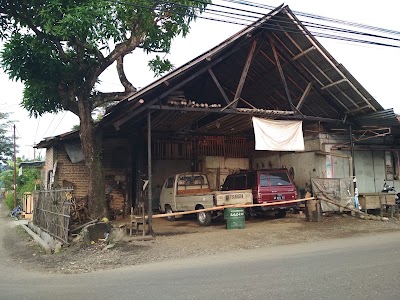 Photos of Bengkel Mobil Pak Ratun