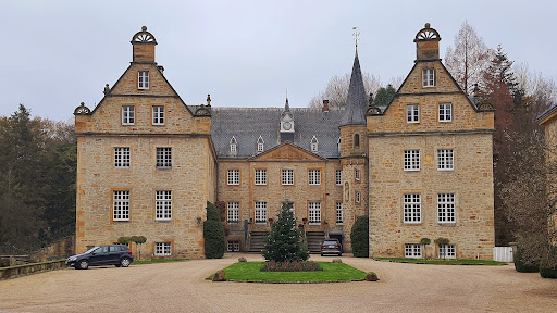 Schloss Surenburg