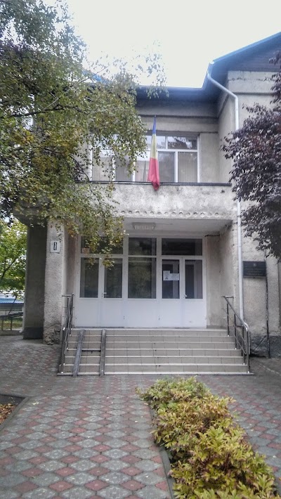 Photos of Primaria or.Codru