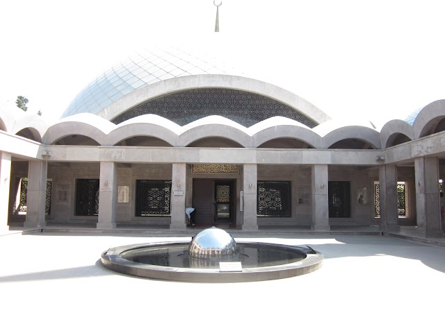 Şakirin Cami