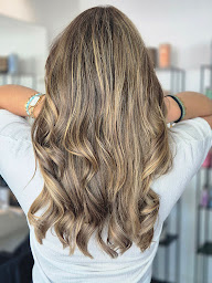 Photo n°8 de Kabelãn Coiffeur & Coloriste à Le Vésinet (Salon de coiffure)