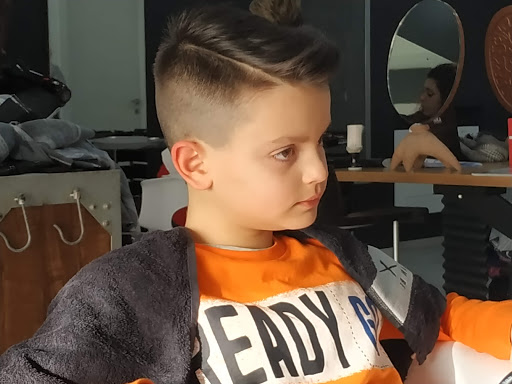 Colomba Parrucchieri - Salone L'Oréal Professionnel - Thumbnail
