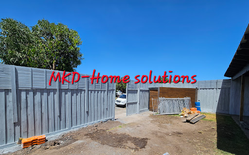 Fence painting MKD HOME SOLUTIONS - Thumbnail