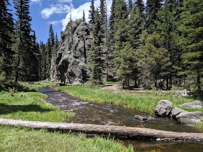 Las Conchas Trailhead