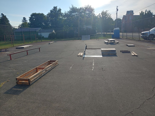 Garrettsville Ohio Skatepark Gallery - United States