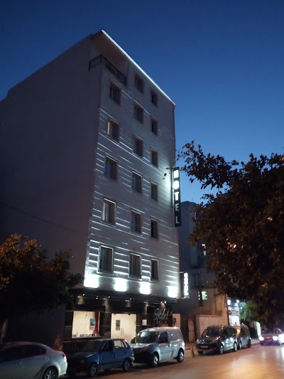 Photos of H&ocirc;tel Plaza