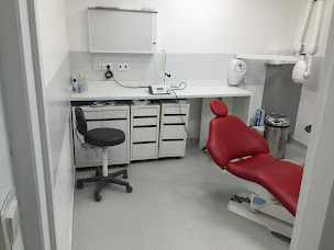 Photo n°3 de Dr Alexis BLANC à Nanterre (Stomatologue)