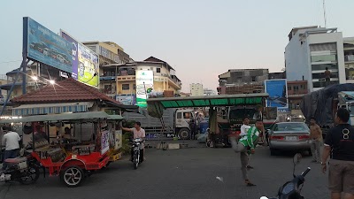 Photos of Mekong EXPRESS limousine bus (Orrusey Market )